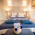 Πανσιόν Ambrosia