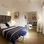D'hotes Ambrosia Et Pensjonat Narbona