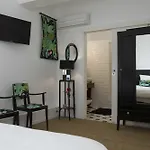 Ambrosia 3*