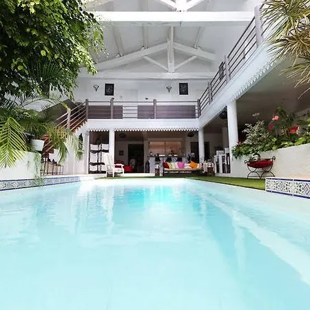Chambre D'Hotes Villa Ambrosia Et Spa Guest house Narbonne