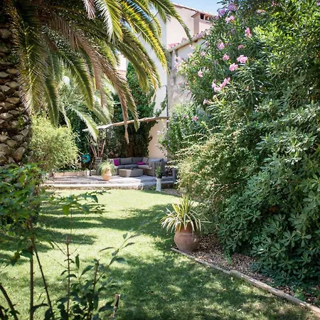 Chambre D'Hotes Villa Ambrosia Et Spa Guest house 3*