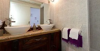 Pensionat D'hotes Ambrosia Et Narbonne