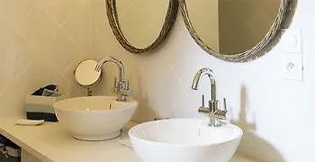 D'hotes Ambrosia Et 3* Narbonne