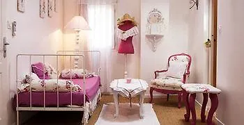 D'hotes Ambrosia Et 3*